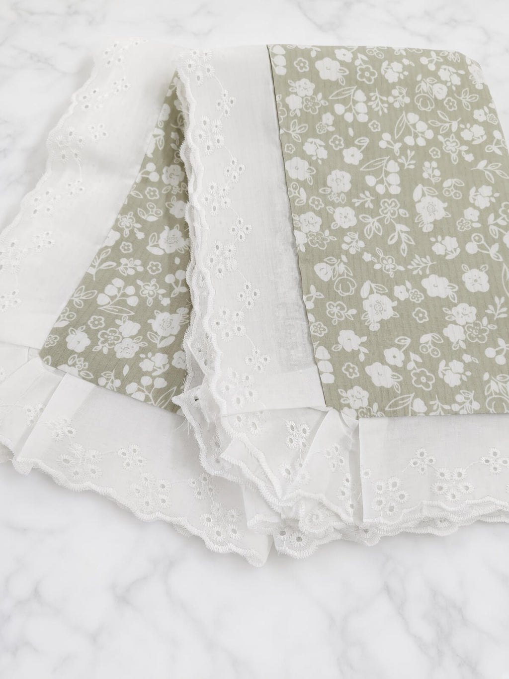 Zeren Threads Sage Meadow Luxuriously Soft Cotton-feel Bedsheet - Large Queen / Standard King