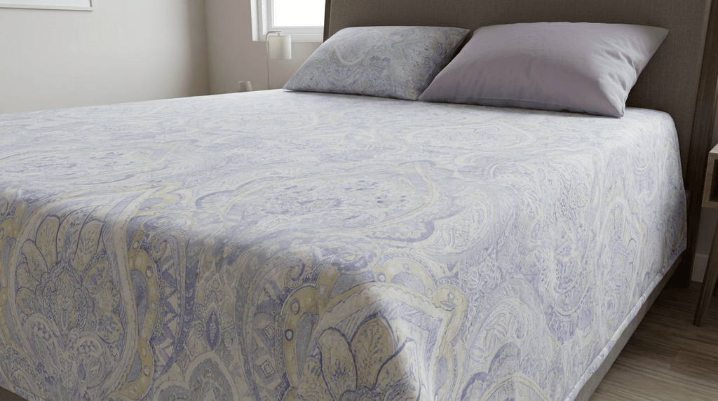 Elegant Paisley Print King Size Bedsheet – Soft & Breathable