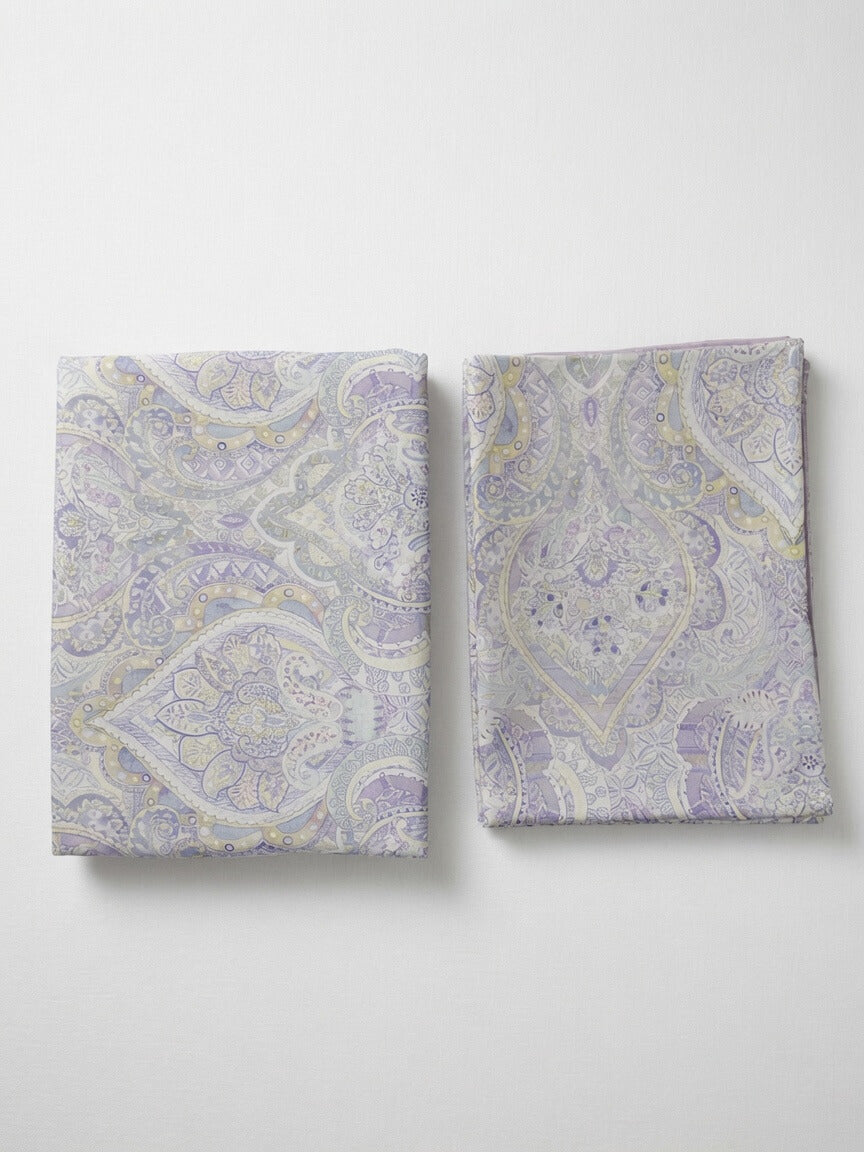 Elegant Paisley Print King Size Bedsheet – Soft & Breathable