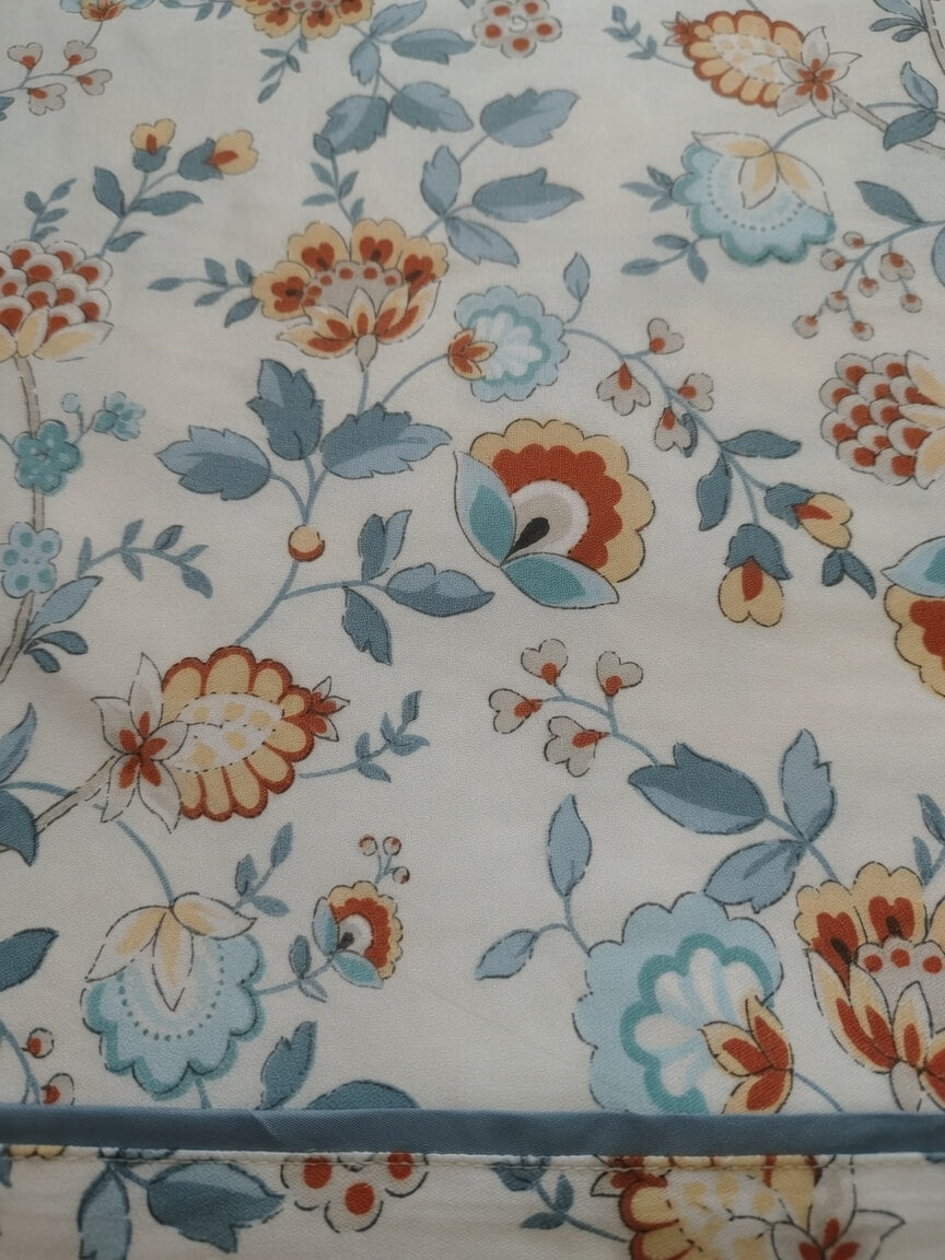Zeren Threads Elegant Blue & Terracotta Botanical Print King Size Floral Cotton Bedsheet with 2 Lace Border Pillow Covers