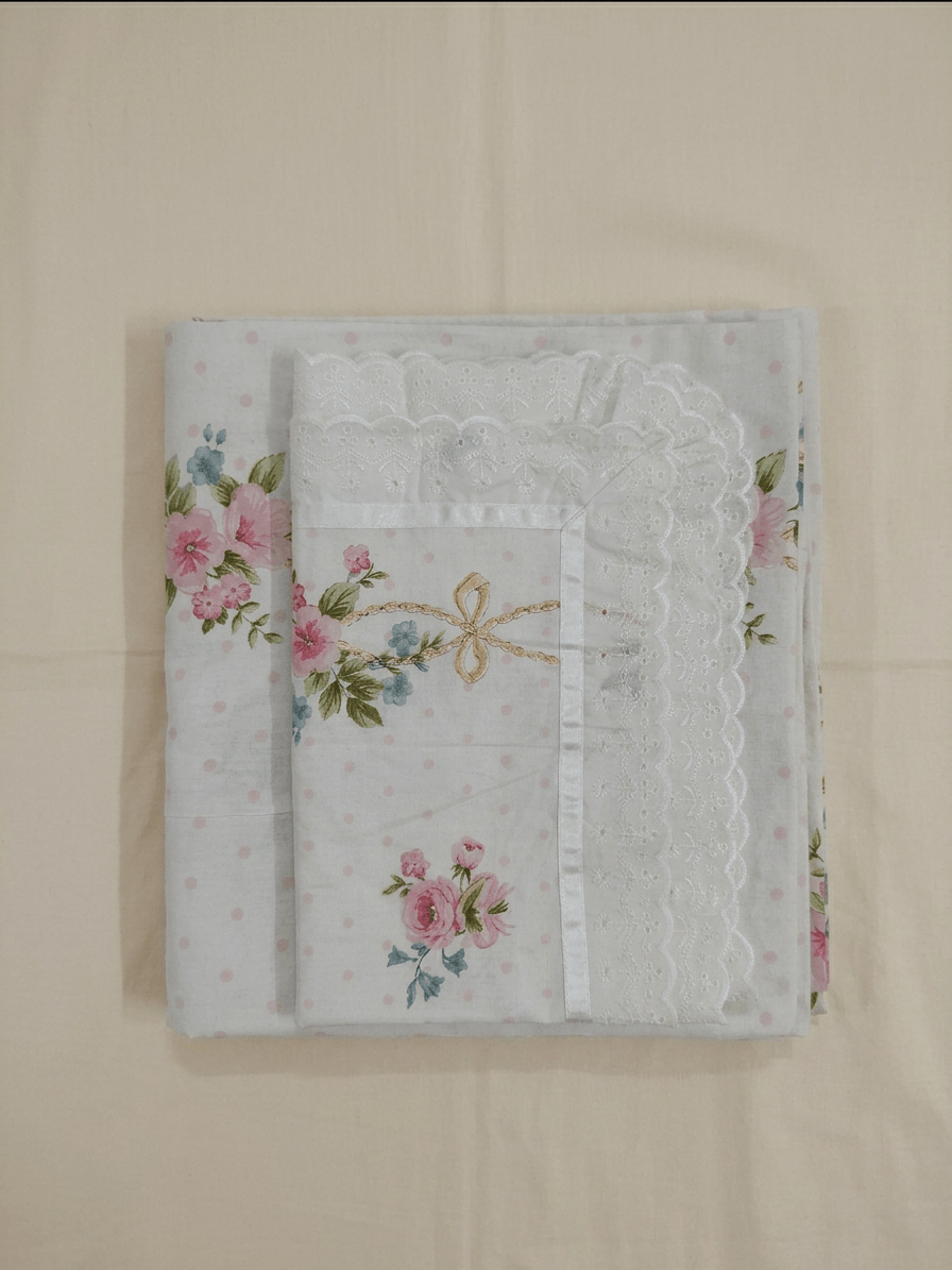 Zeren Threads White Floral Cotton King Size Bedsheet Set with 2 Embroidered Lace Border Pillow Covers