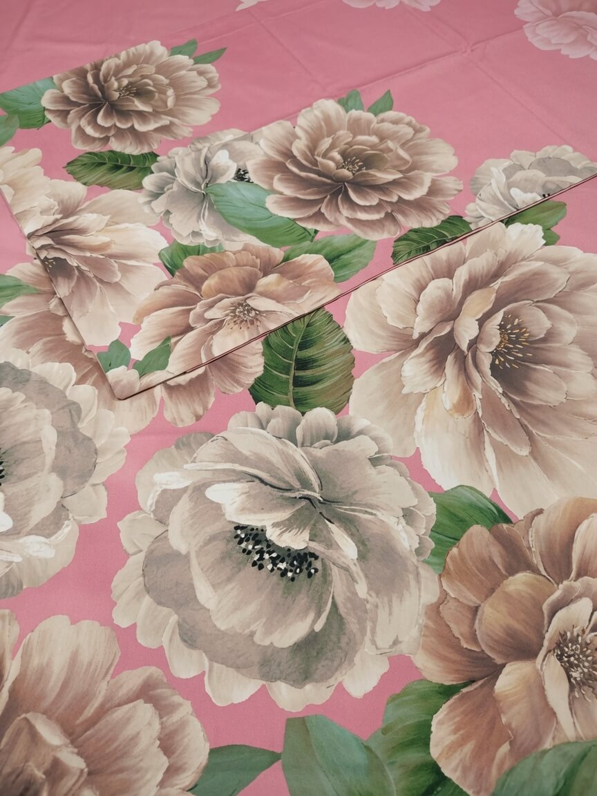 Zeren Threads Pink Floral Printed King Size Soft Cotton-Feel Bedding with Matching Pillow Covers