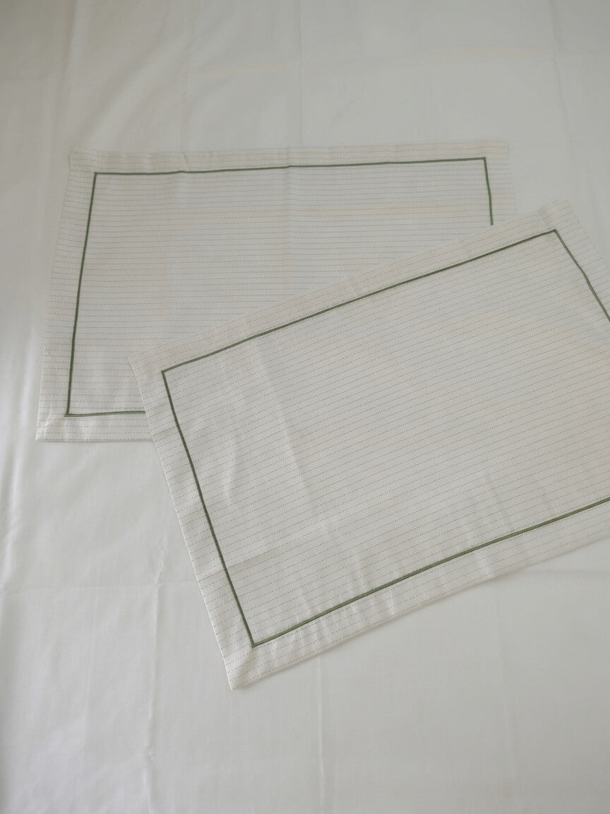 Zeren Threads Minimalist Striped White & Olive Green King Size Bedsheet Set