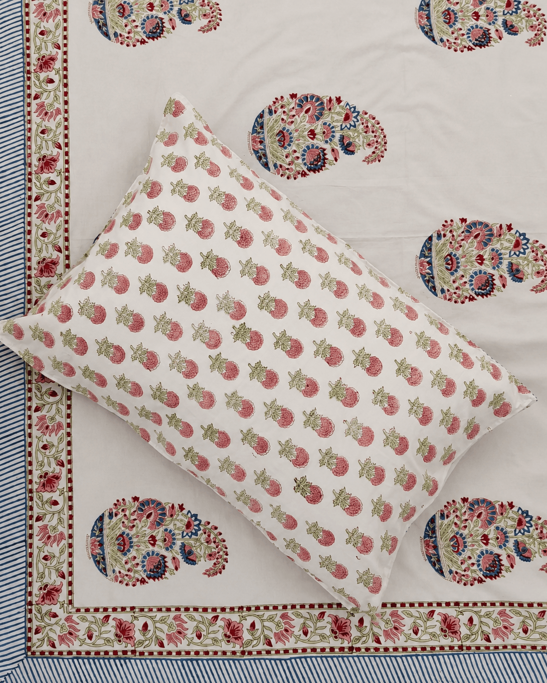 Pastel Paisley Hand block Cambric Cotton King Size Bedsheet with 2 Pillow Covers